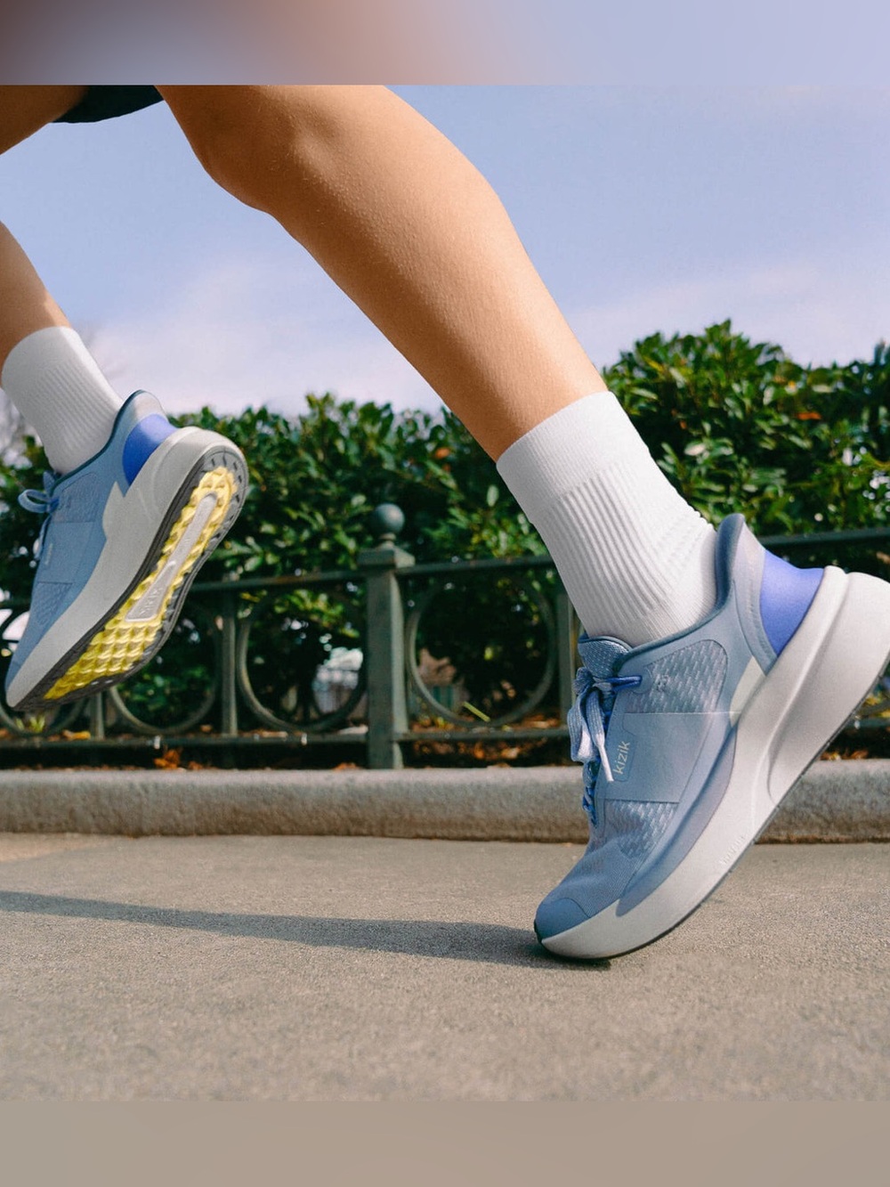 KIZIK Women's Hands-Free Freedom Run Running Shoes